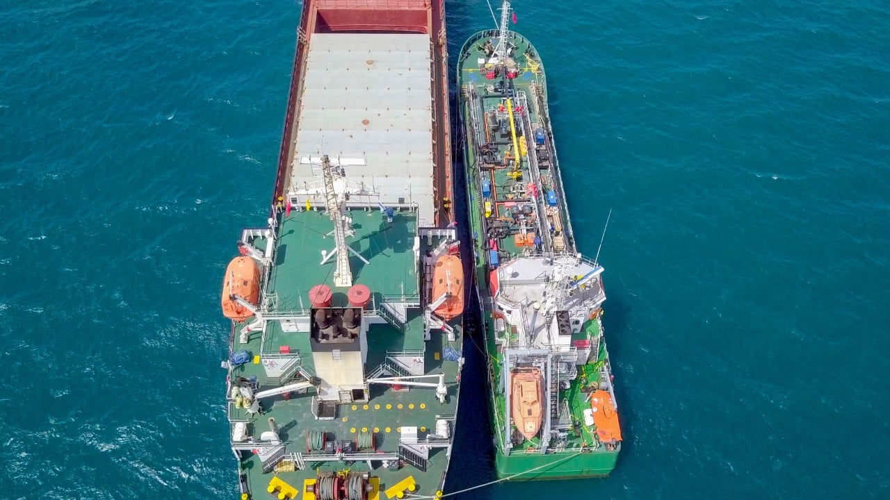 Refuelling at sea, Aerial image of a Small Oil products ship fuelling a large Bulk carrier.